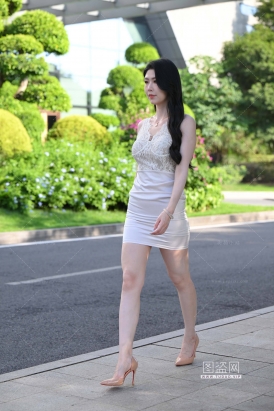 包臀裙高跟性感的弦子 【图片➕视频】