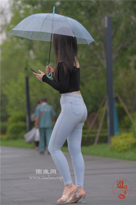 编码2756蓝色紧牛翘臀凉高香肩