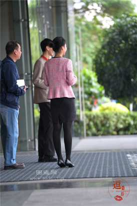 编码0168黑色紧身包臀裙短黑丝美腿高跟丸子头