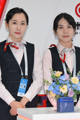 25626-3=45√气质满满的职员