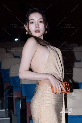 L1788-44P六百万粉丝大网红选美冠军张君雅霸气侧漏美胸美背