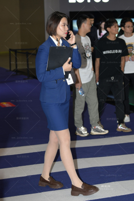 24610-35=47√肉丝制服～高级销售员