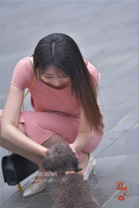 编码0036粉色紧身包臀裙长