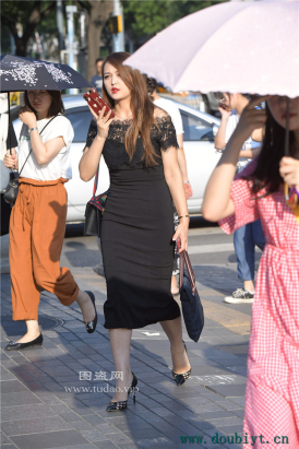 黑色紧身包臀裙高跟少妇-编码0933【图】