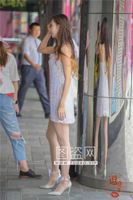 编码0358彩色短裙肉丝美腿凉高