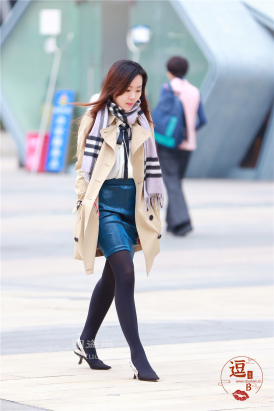 编码2379肉丝紧身包臀裙短