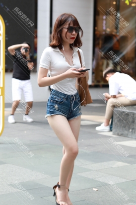 【M0623】搭讪书店热裤小妹