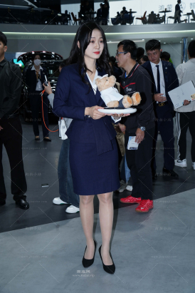 （下集）2023年11月某大型che展SW美女全套图集