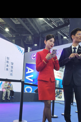 4K视频深圳航空形象大使空姐咖啡丝端庄优雅