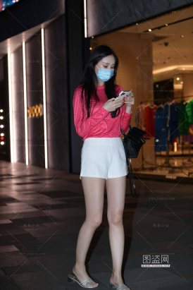 漂亮美腿玉足小姐姐