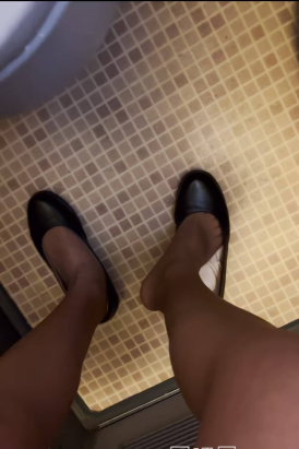 最新MU青花瓷厕所极致诱惑