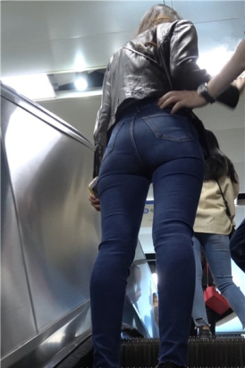 4k-性感蓝牛颜值美女姐姐 [1.91 GB]