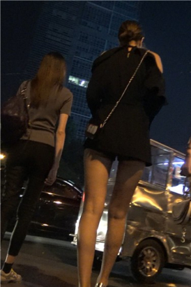 4k超清，苗条身材小短热裤气质美女 [1.87 GB]