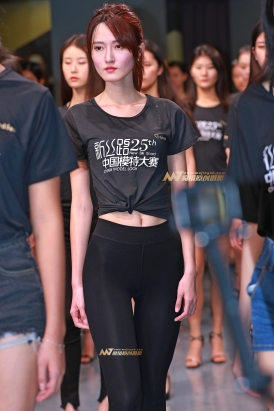 中国模特大赛，选手签到排练现场