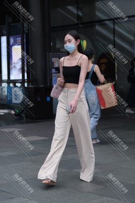 【J4302】小吊带，小姐姐