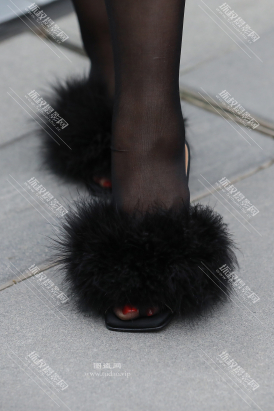 【J6326】性感热裤女神（图+视频）