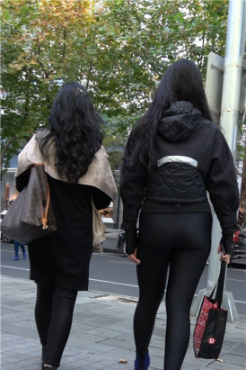 4k-黑色紧身弹力裤短靴街拍美女第二季 [942 MB]