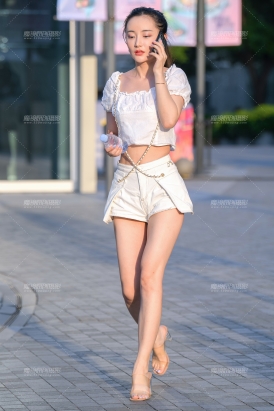 【街拍之魂赛帖】肤白貌美大长腿