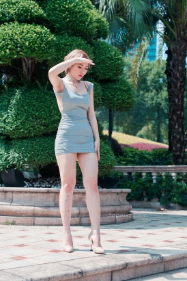 御风街拍★丰硕的长腿包臀裙 【套图+视频】