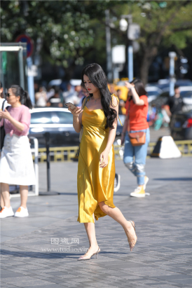 编码1957丝滑长裙孕妇妈妈