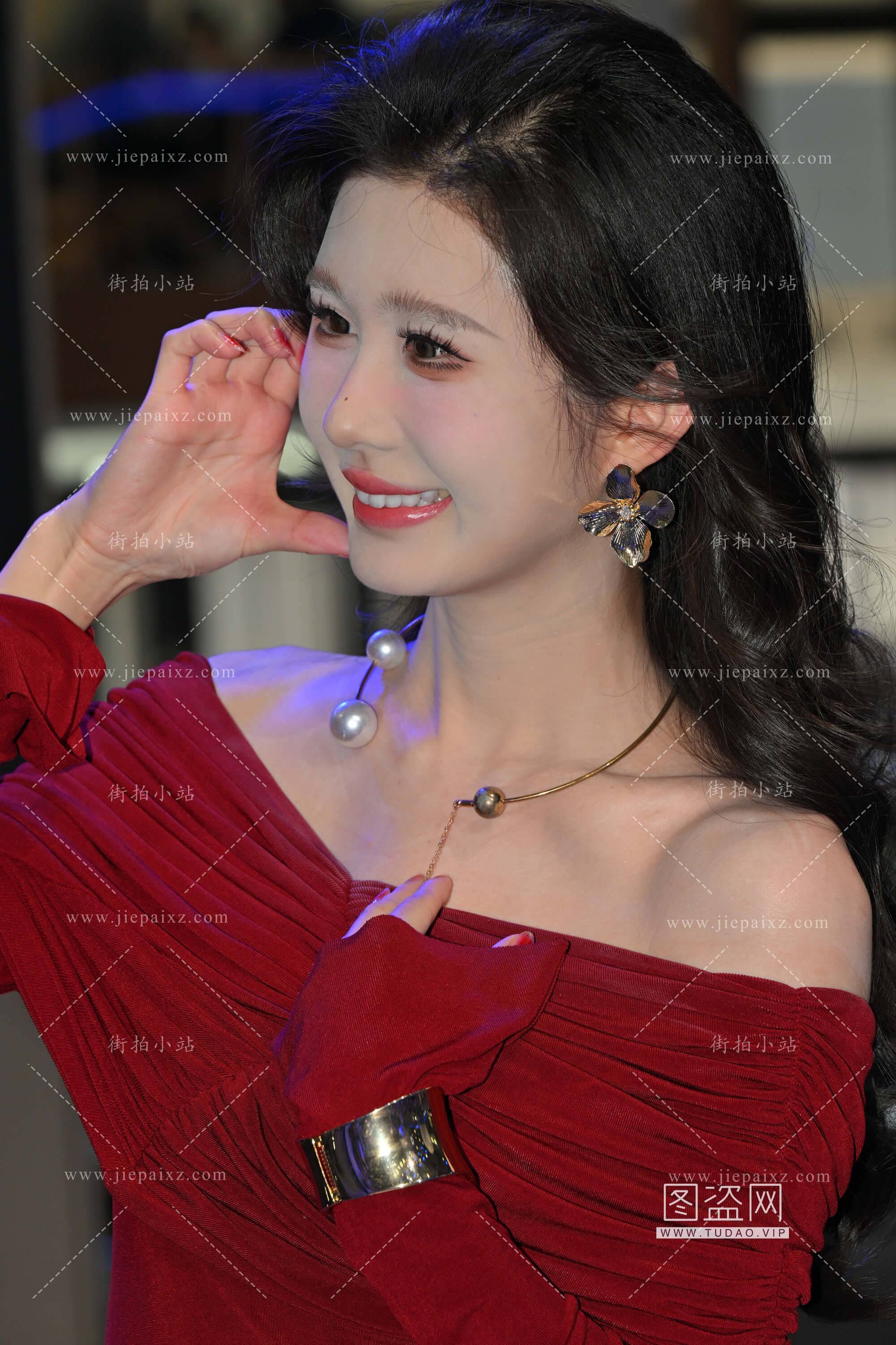 093712cjjpc82sfpzpgb56.jpg